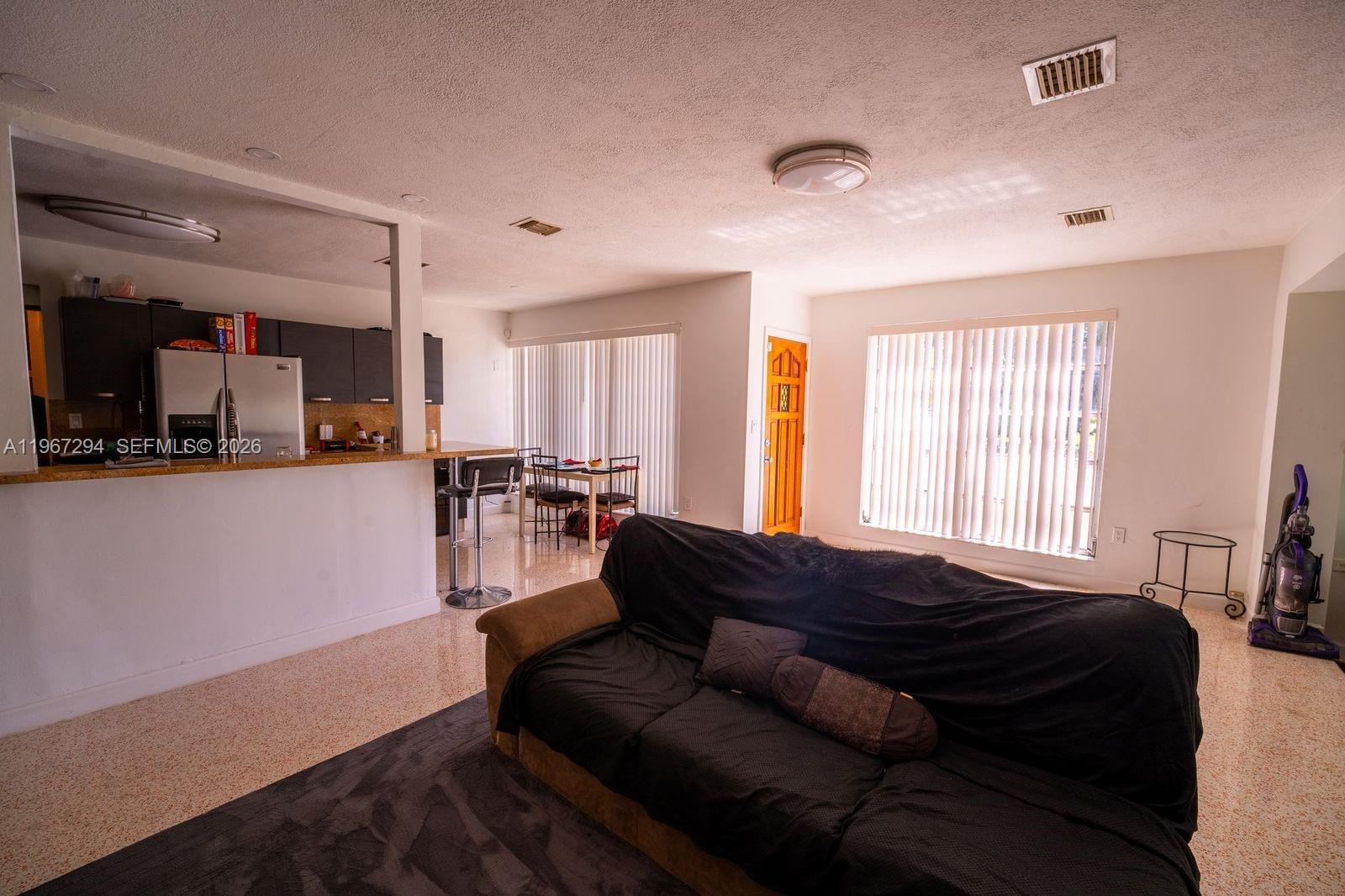 11600 NE 6th Ave, Biscayne Park FL 33161