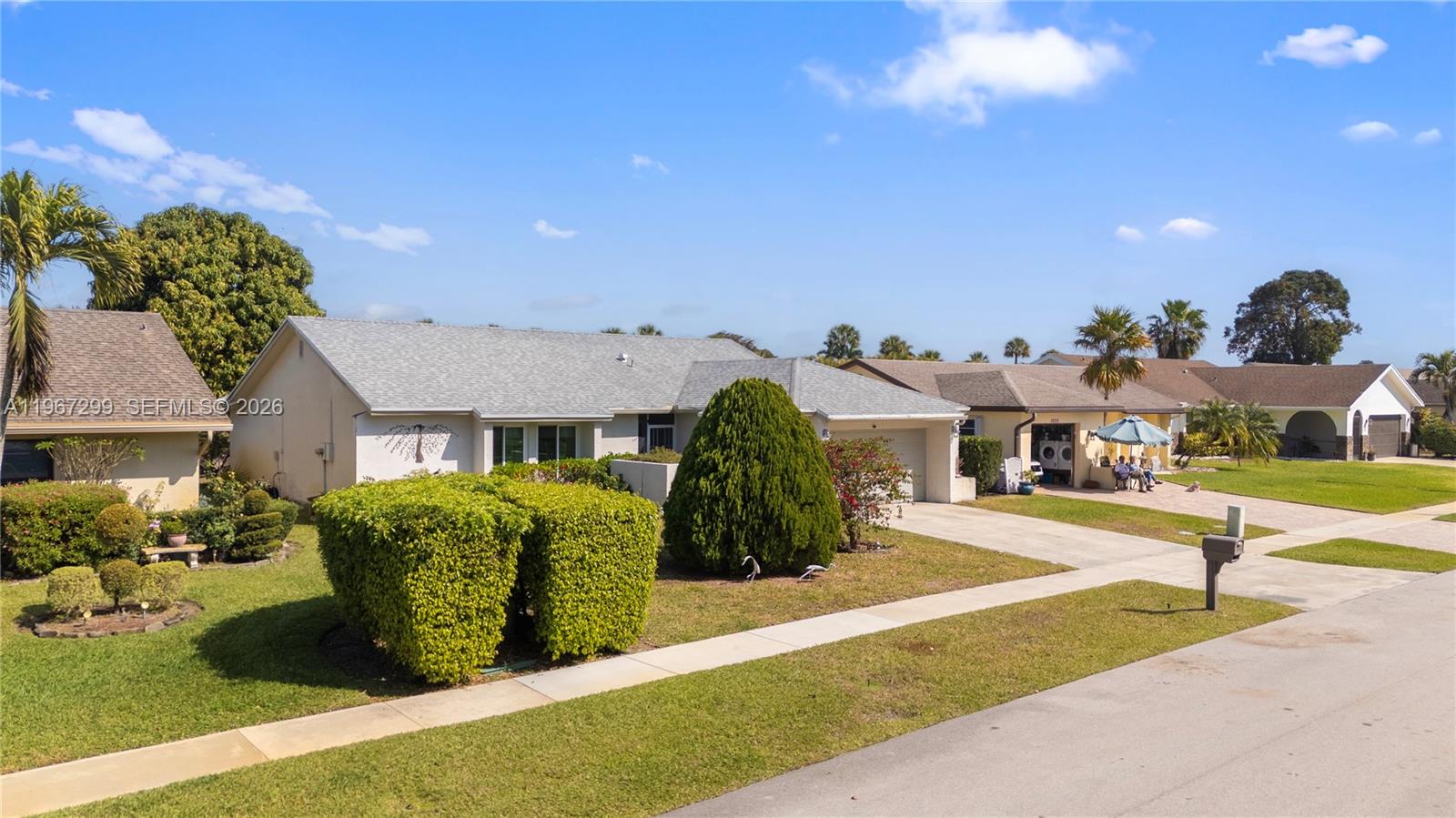 10681 Greenbriar Ct, Boca Raton FL 33498