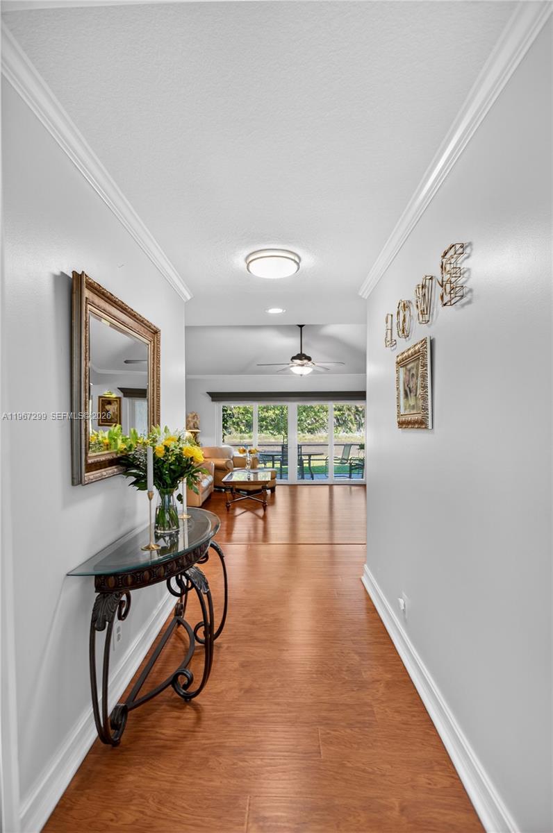10681 Greenbriar Ct, Boca Raton FL 33498