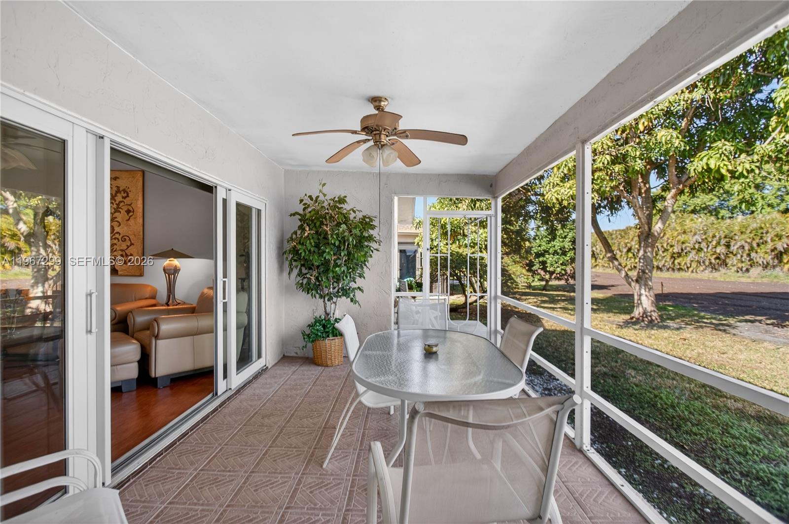 10681 Greenbriar Ct, Boca Raton FL 33498