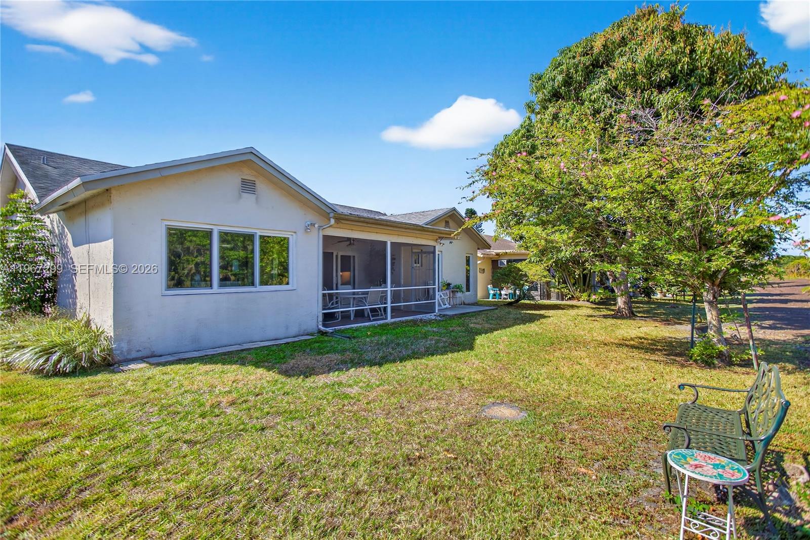 10681 Greenbriar Ct, Boca Raton FL 33498