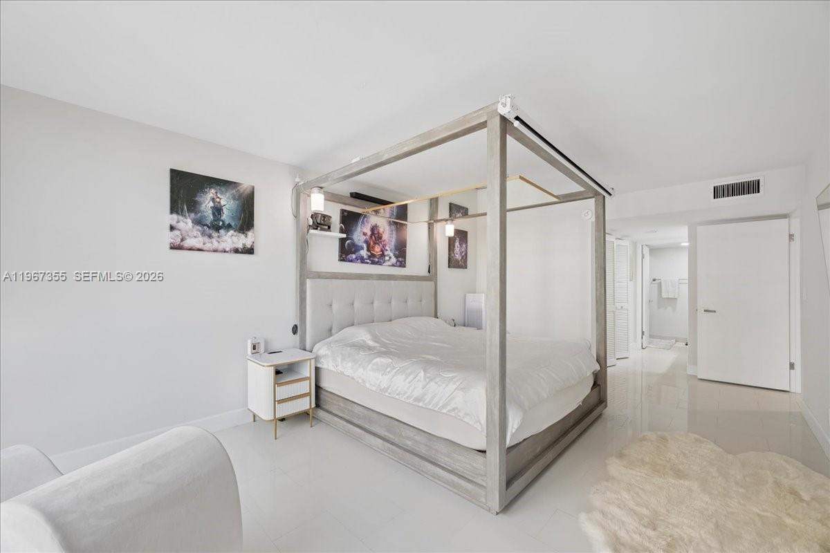 1915 Brickell Ave #801, Miami FL 33129