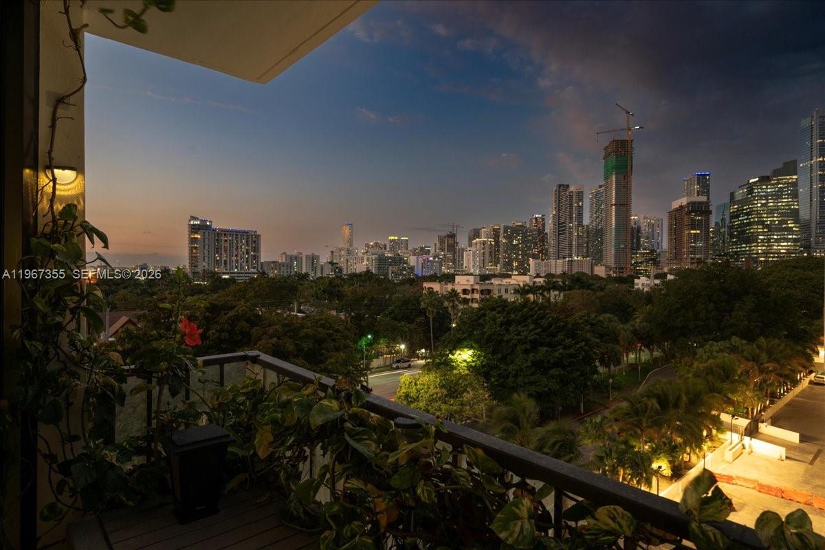 1915 Brickell Ave #801, Miami FL 33129