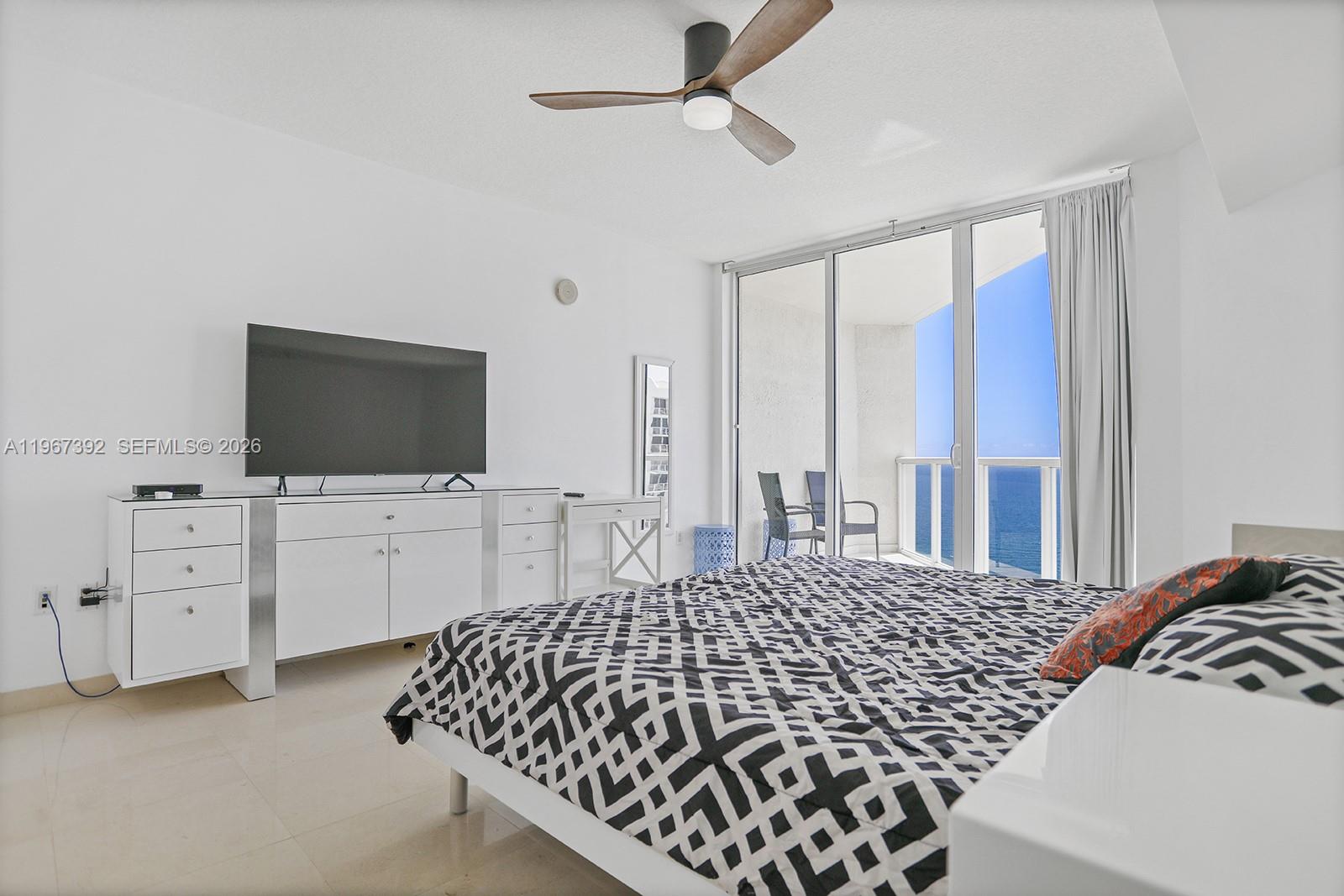 16699 Collins Ave #2709, Sunny Isles Beach FL 33160
