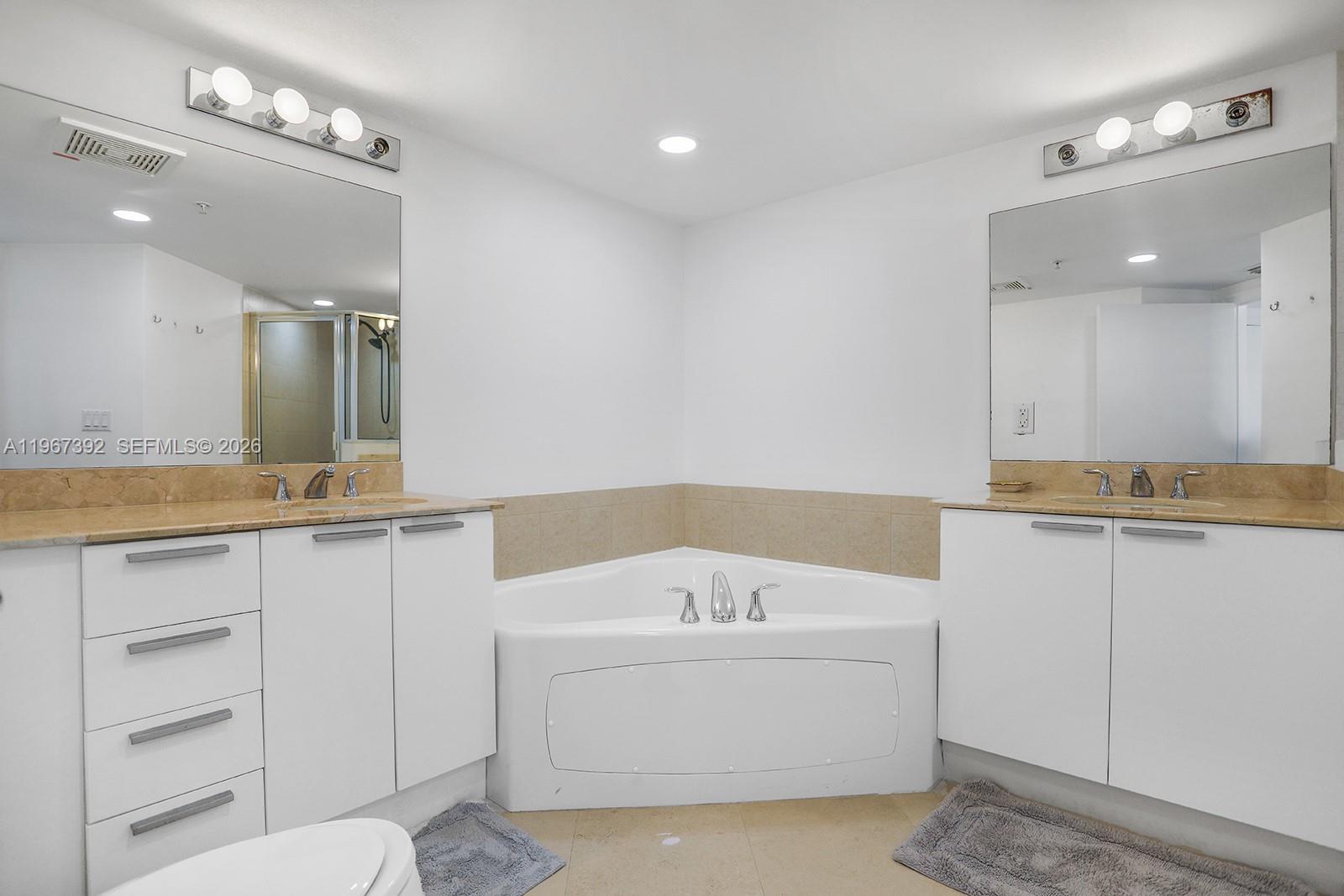 16699 Collins Ave #2709, Sunny Isles Beach FL 33160