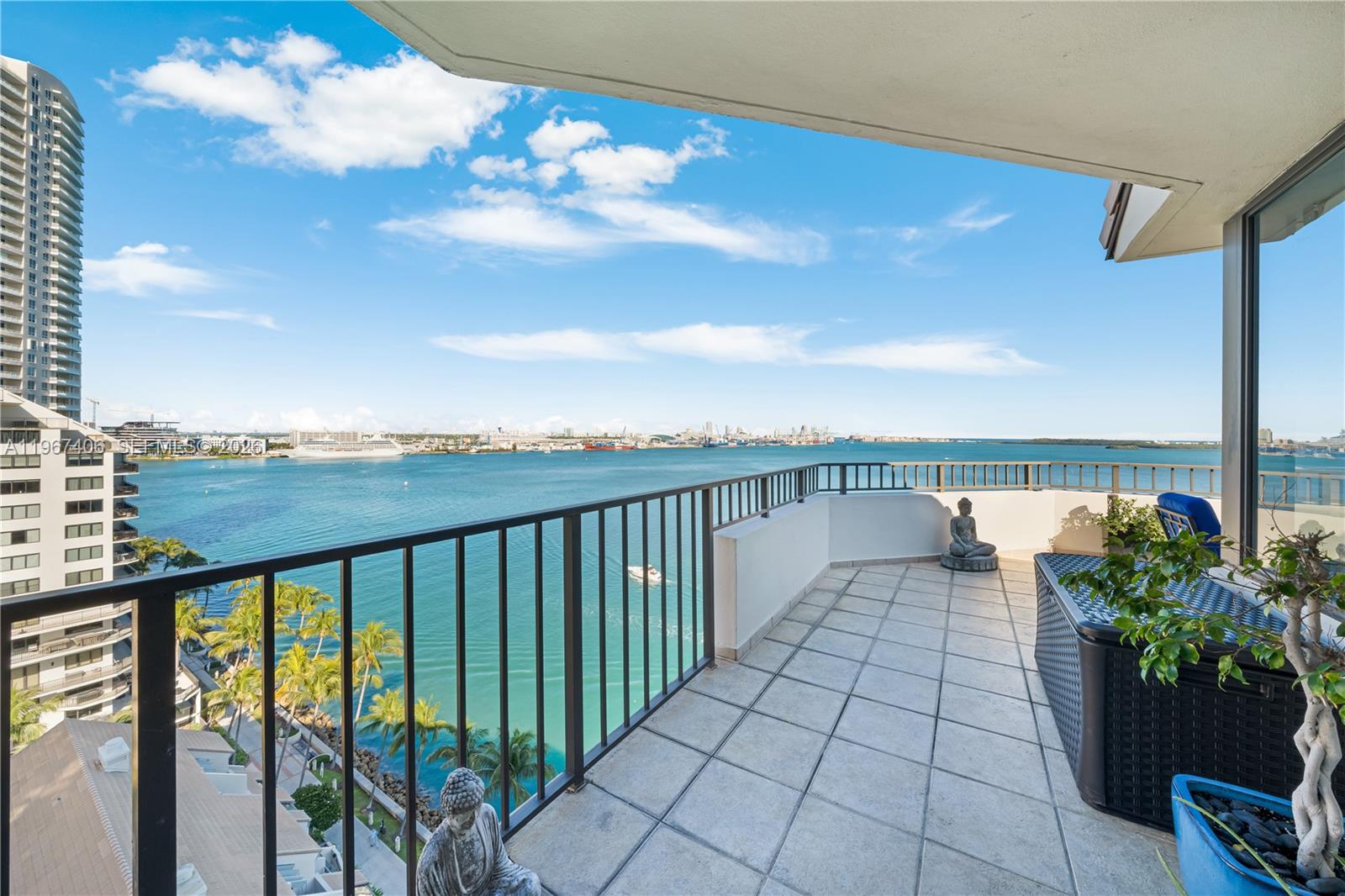 520 Brickell Key Dr #A1506, Miami FL 33131