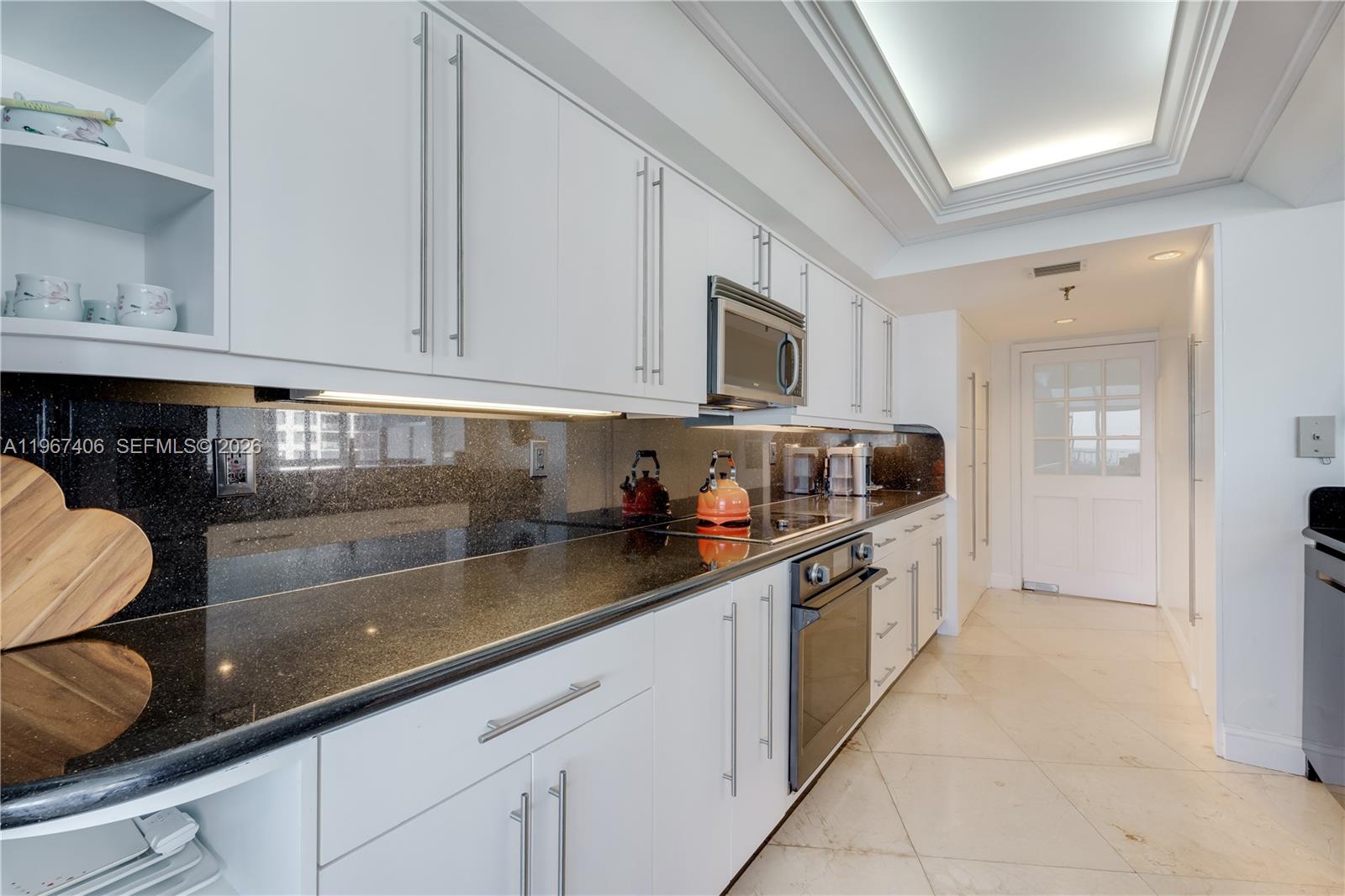 520 Brickell Key Dr #A1506, Miami FL 33131