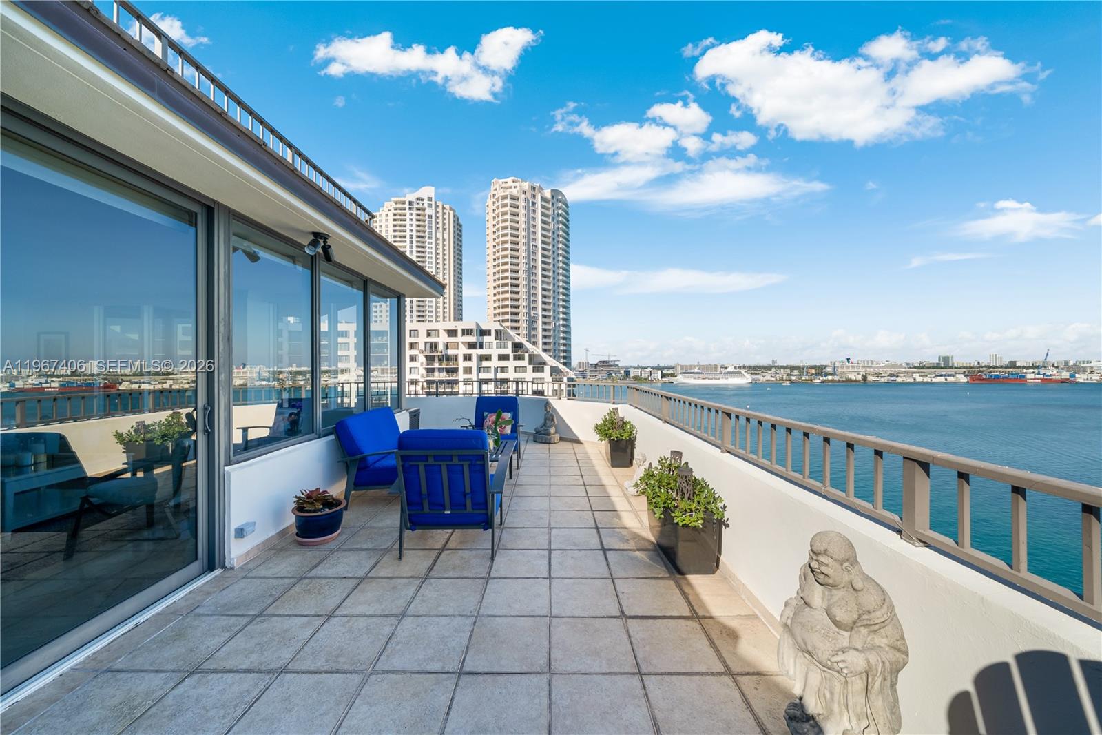 520 Brickell Key Dr #A1506, Miami FL 33131