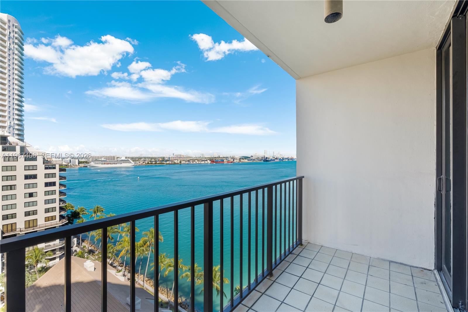 520 Brickell Key Dr #A1506, Miami FL 33131