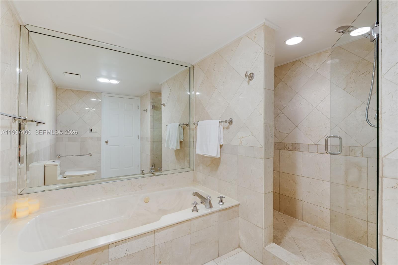 520 Brickell Key Dr #A1506, Miami FL 33131