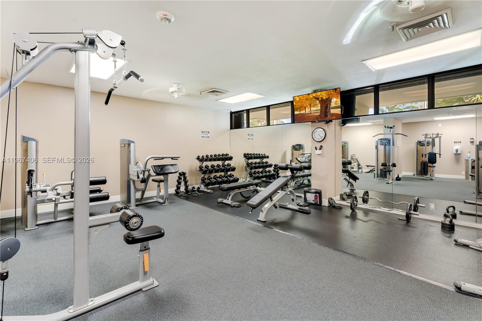 520 Brickell Key Dr #A1506, Miami FL 33131