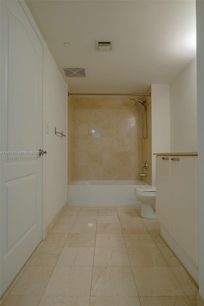 2101 Brickell Ave #2103, Miami FL 33129