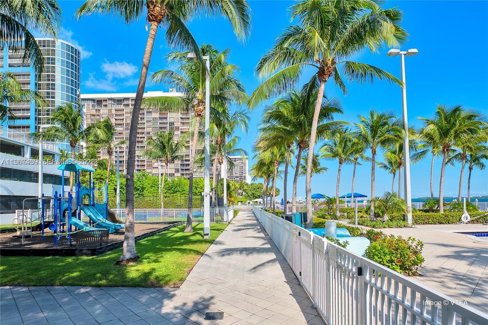 2101 Brickell Ave #2103, Miami FL 33129