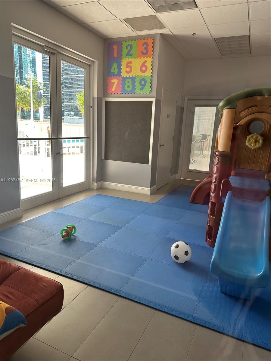 1200 Brickell Bay Dr #1712, Miami FL 33131