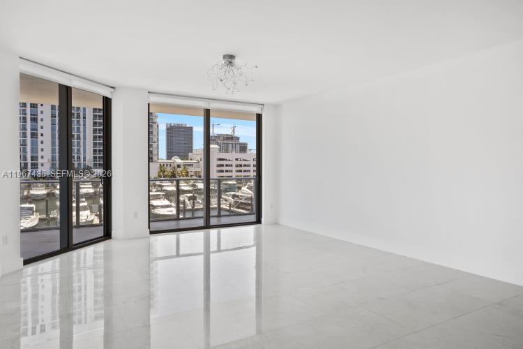 17301 Biscayne Blvd #305, North Miami Beach FL 33160
