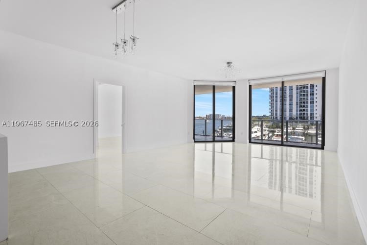 17301 Biscayne Blvd #305, North Miami Beach FL 33160