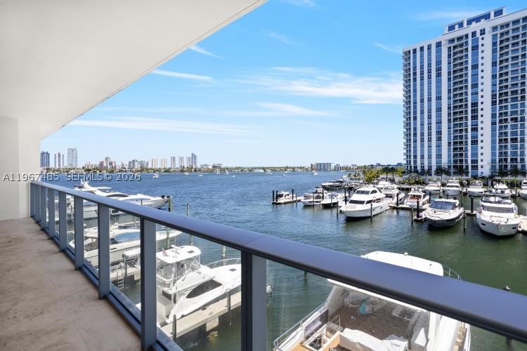 17301 Biscayne Blvd #305, North Miami Beach FL 33160