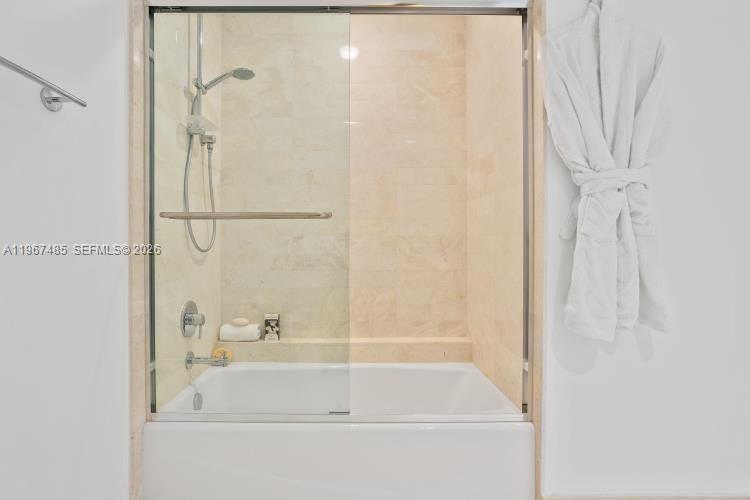 17301 Biscayne Blvd #305, North Miami Beach FL 33160