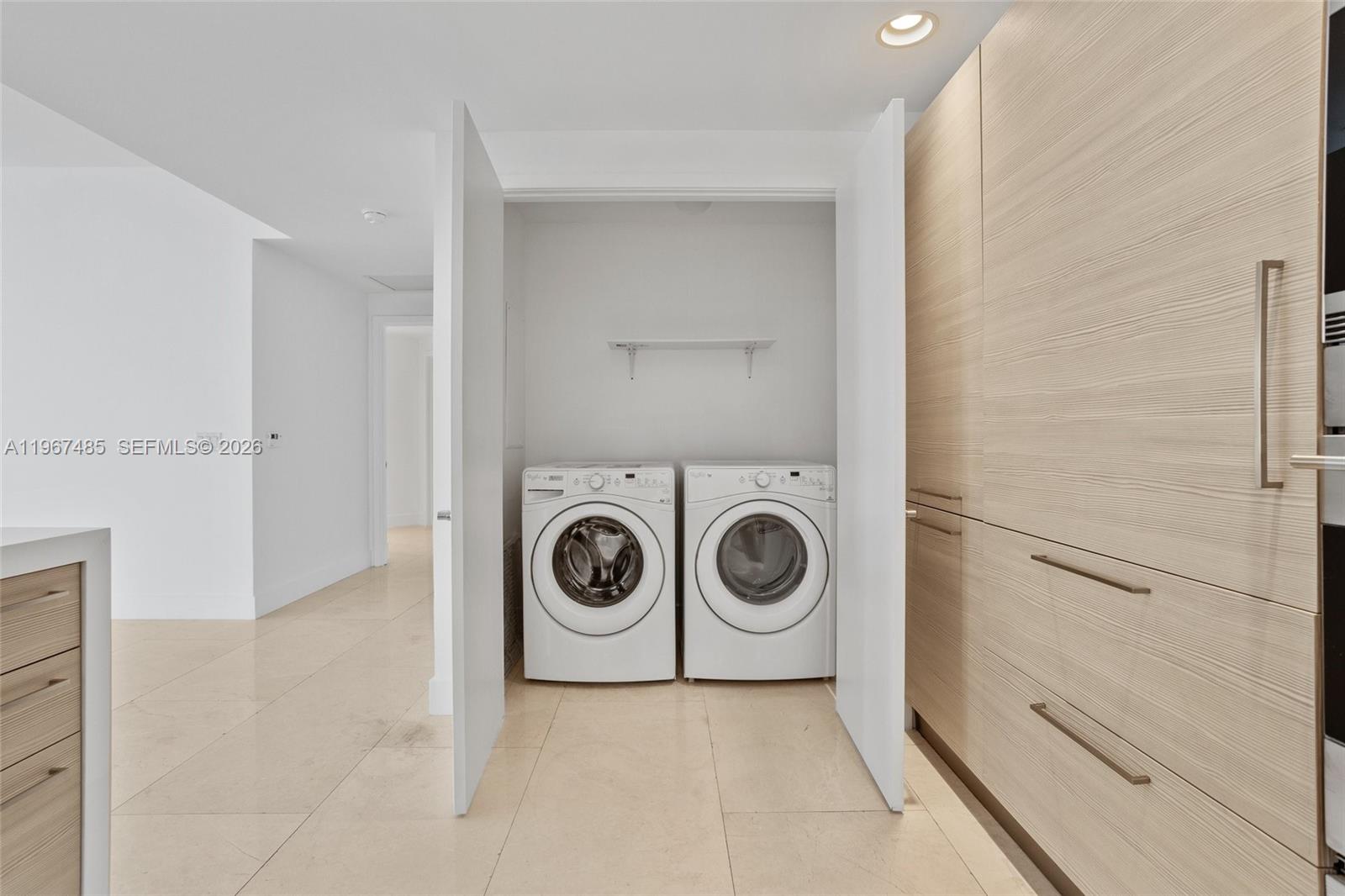 17301 Biscayne Blvd #305, North Miami Beach FL 33160