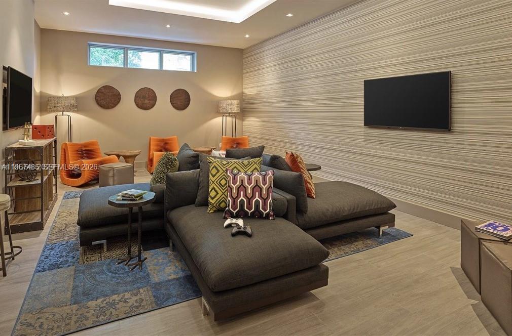 17301 Biscayne Blvd #305, North Miami Beach FL 33160
