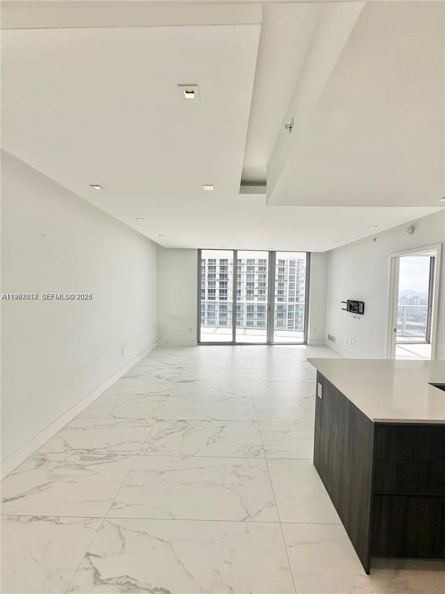 488 NE 18th St #4304, Miami FL 33132