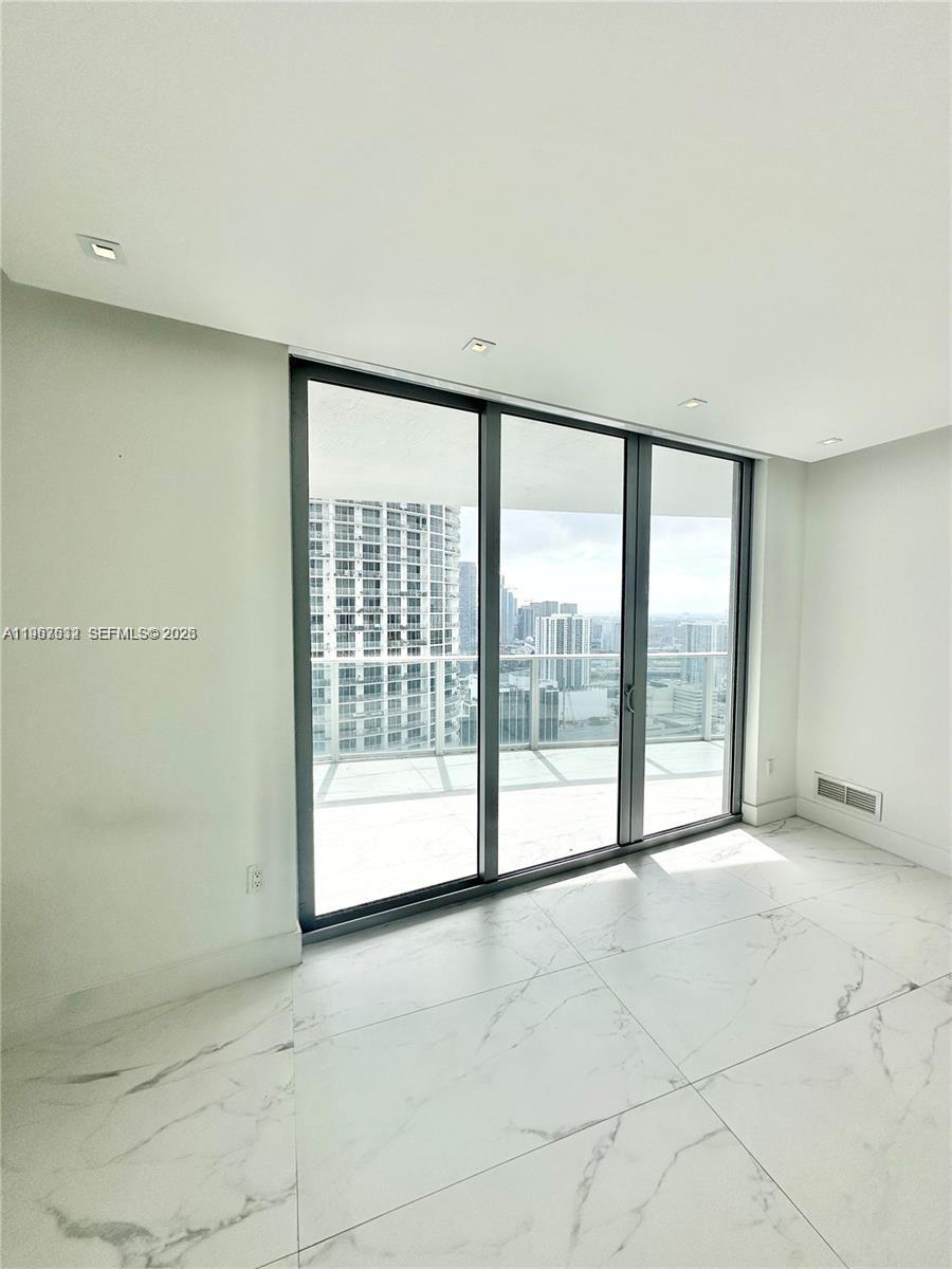 488 NE 18th St #4304, Miami FL 33132