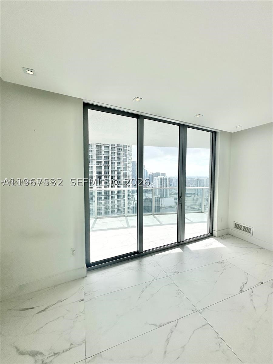 488 NE 18th St #4304, Miami FL 33132