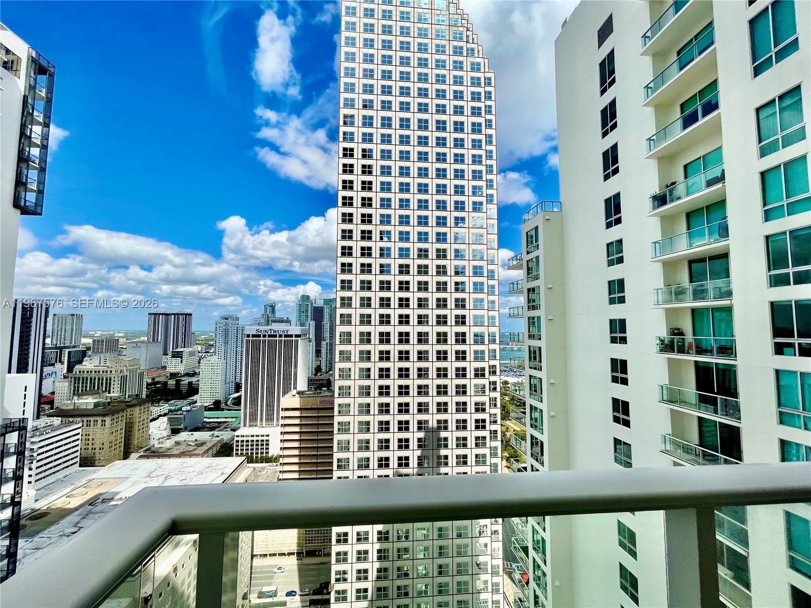 300 S Biscayne Blvd #T-3403, Miami FL 33131