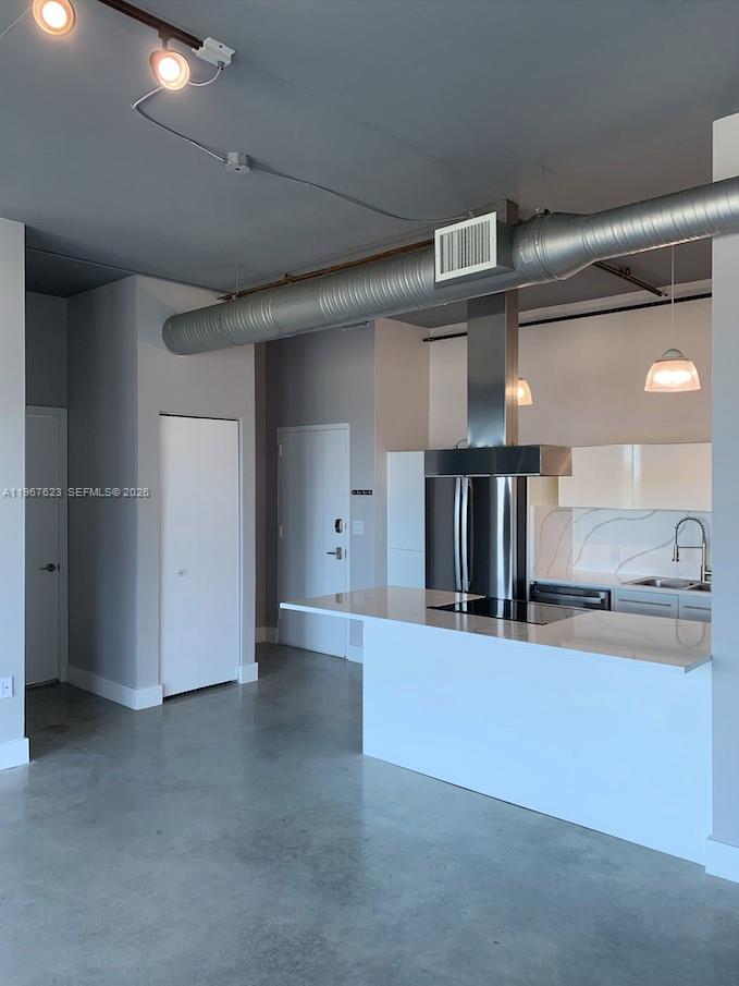 10 SW South River Dr #1709, Miami FL 33130