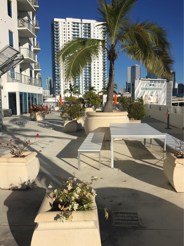 10 SW South River Dr #1709, Miami FL 33130