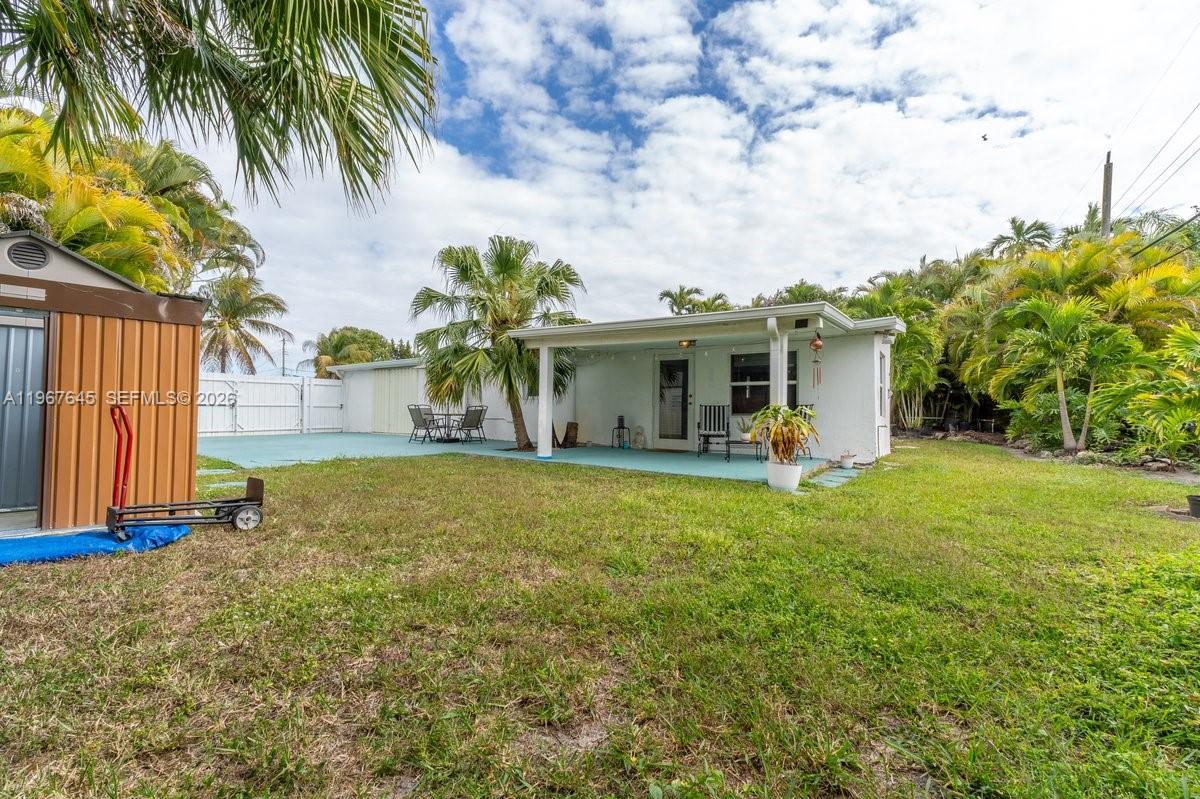 11430 SW 46th St, Miami FL 33165