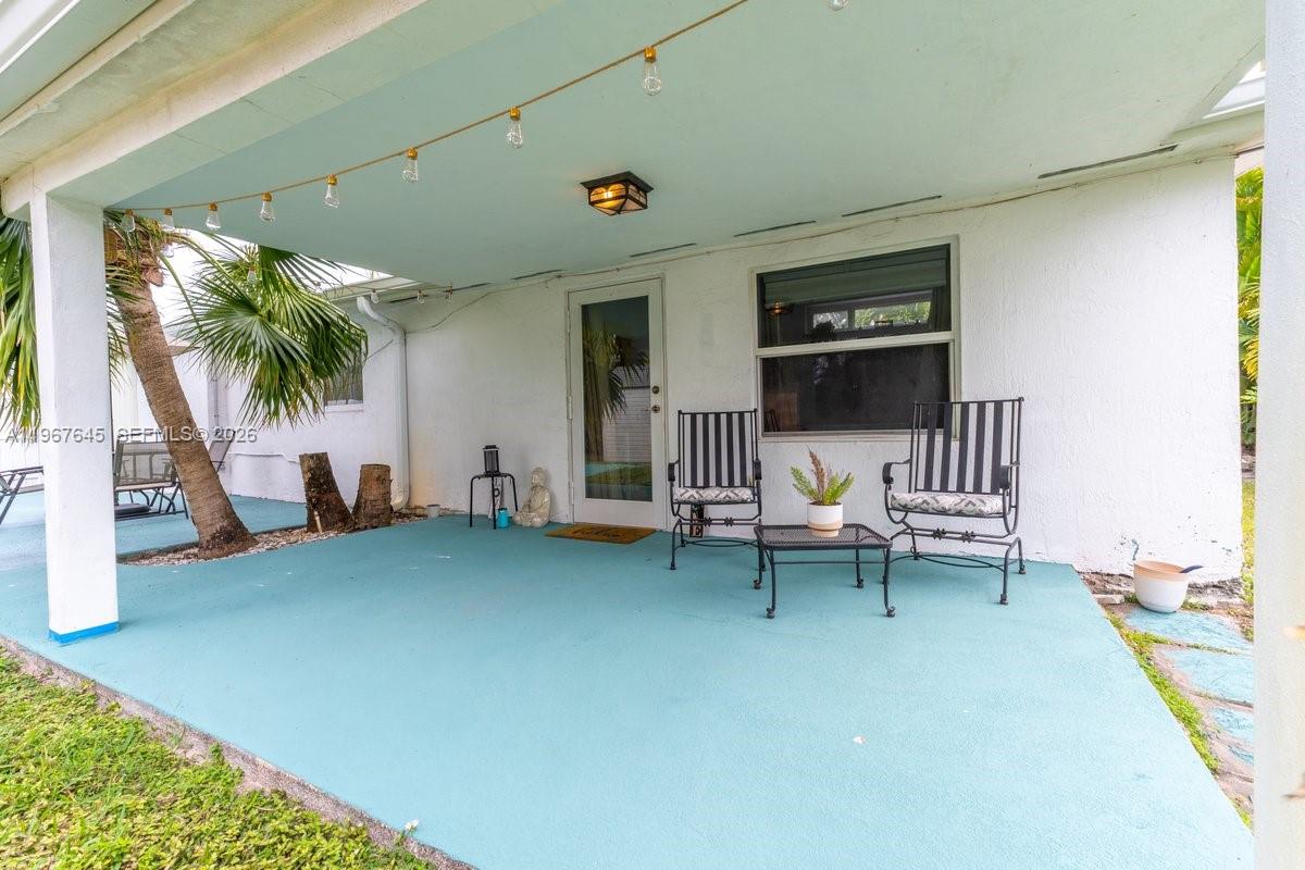 11430 SW 46th St, Miami FL 33165