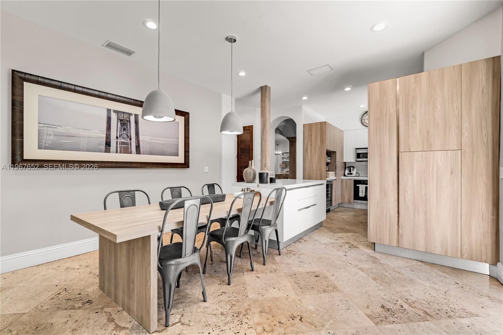 2752 Brickell Ct, Miami FL 33129