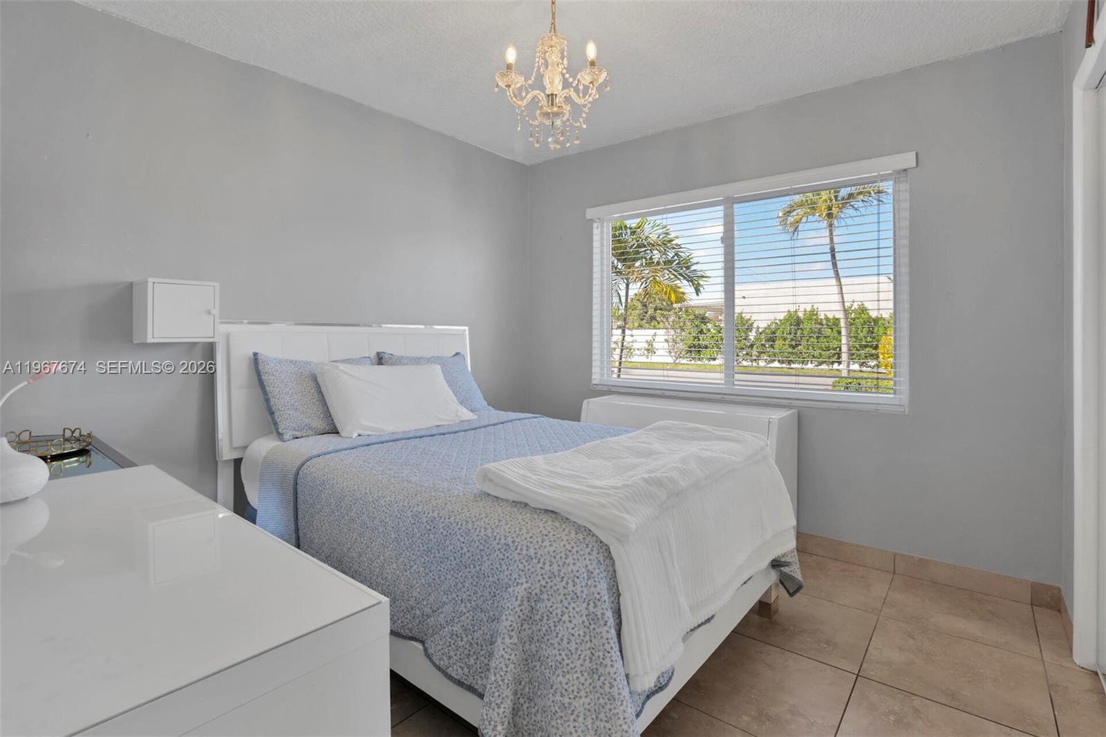 1901 SW 90th Ave, Miami FL 33165