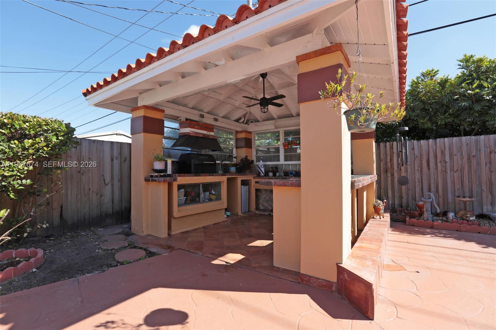 1901 SW 90th Ave, Miami FL 33165