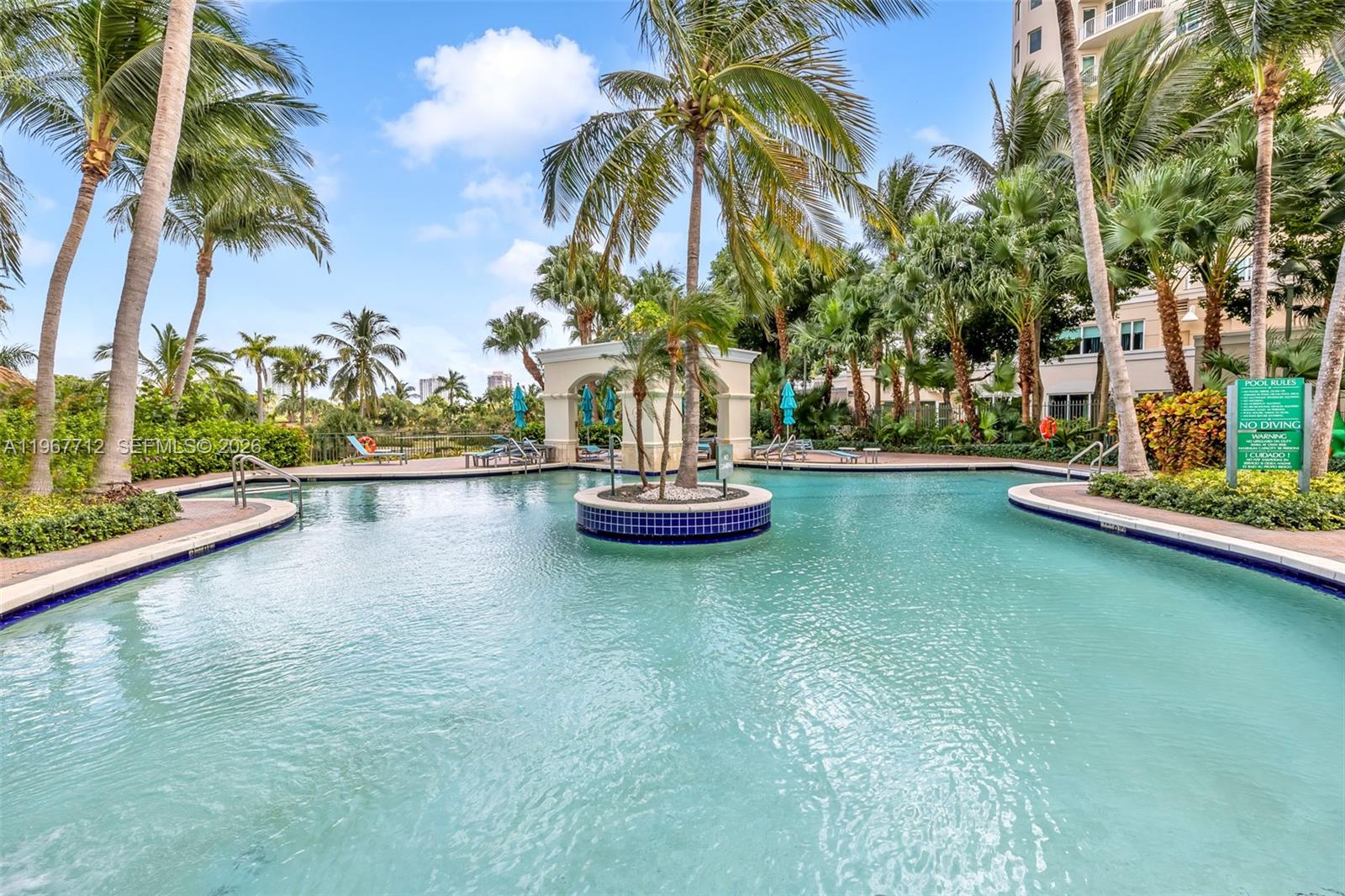 19501 W Country Club Dr #2611, Aventura FL 33180