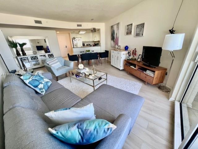 19501 W Country Club Dr #2611, Aventura FL 33180