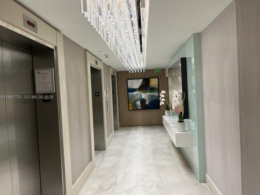 21055 Yacht Club Dr #1009, Aventura FL 33180
