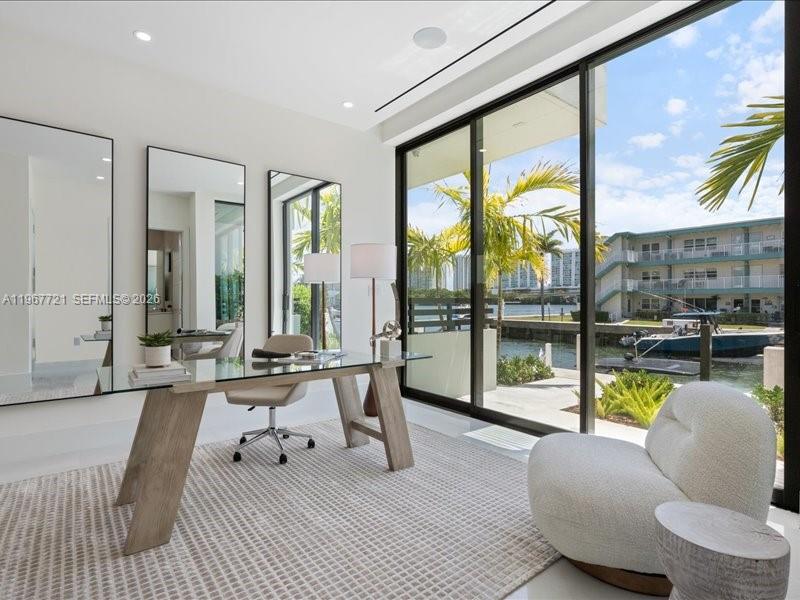 4008 NE 167th St #6, North Miami Beach FL 33160