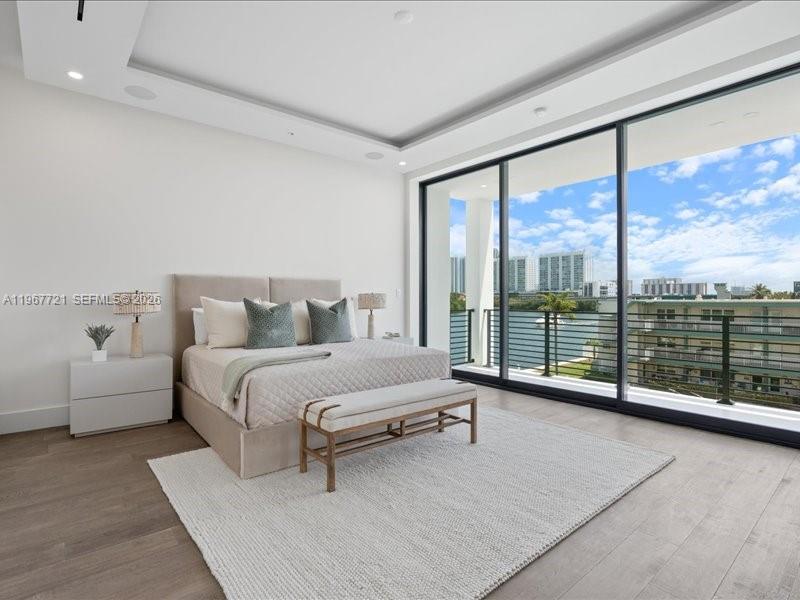 4008 NE 167th St #6, North Miami Beach FL 33160