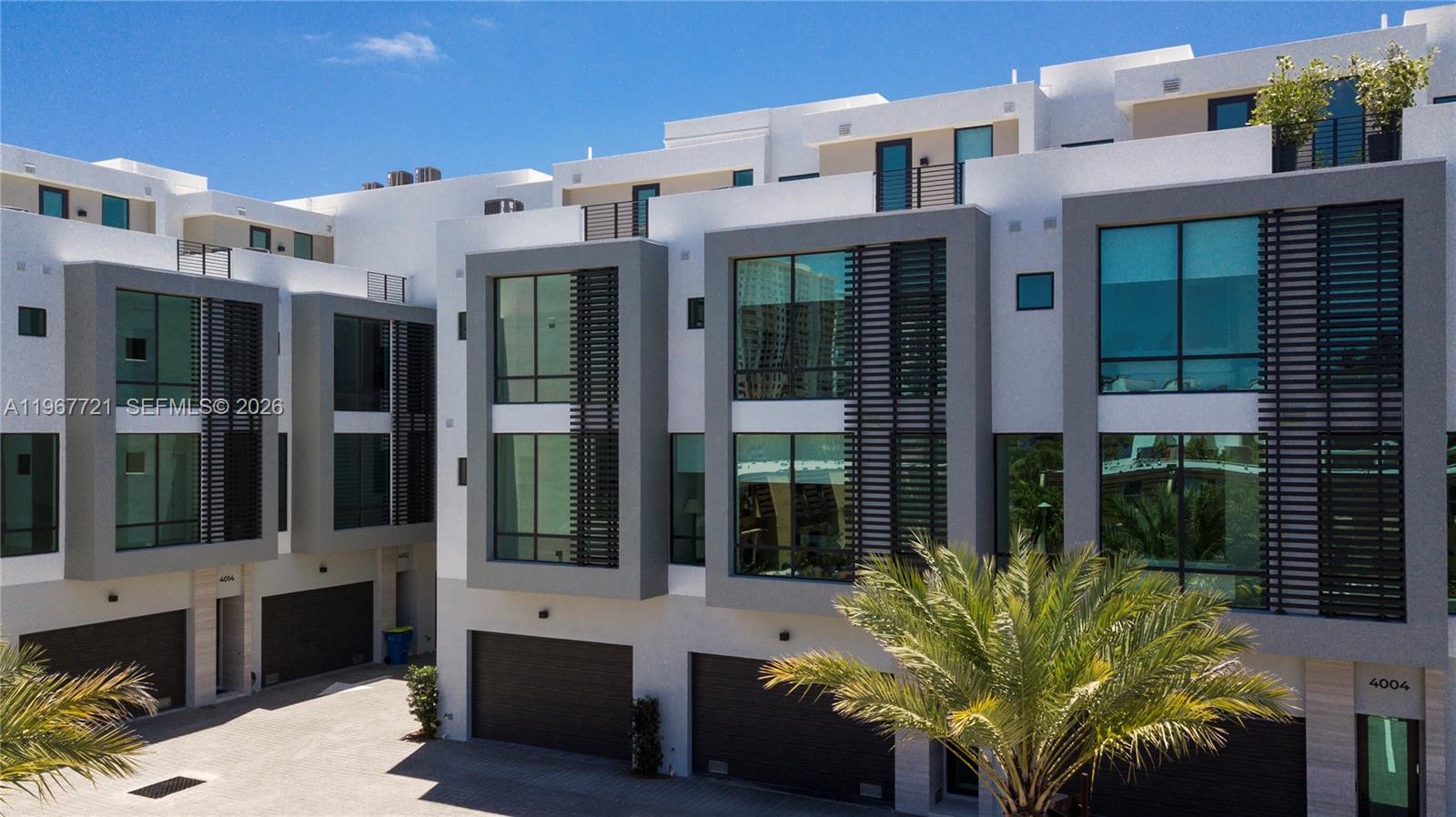 4008 NE 167th St #6, North Miami Beach FL 33160