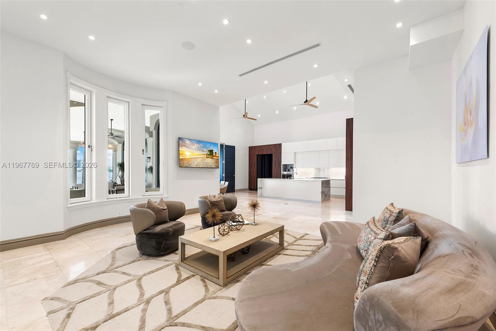 432 S Hibiscus Dr, Miami Beach FL 33139
