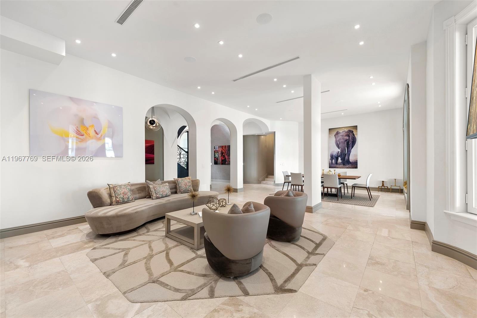 432 S Hibiscus Dr, Miami Beach FL 33139