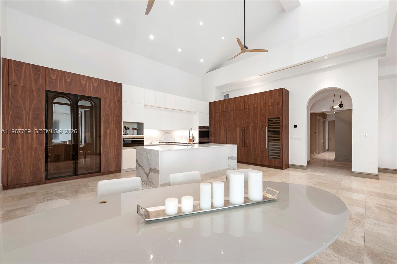 432 S Hibiscus Dr, Miami Beach FL 33139