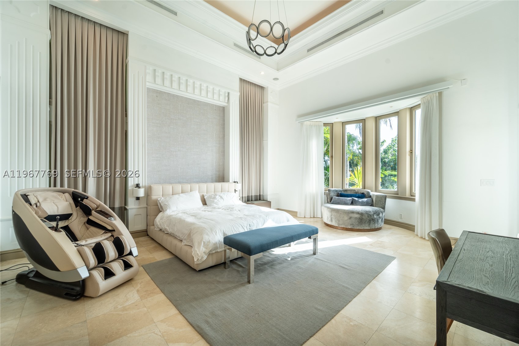 432 S Hibiscus Dr, Miami Beach FL 33139