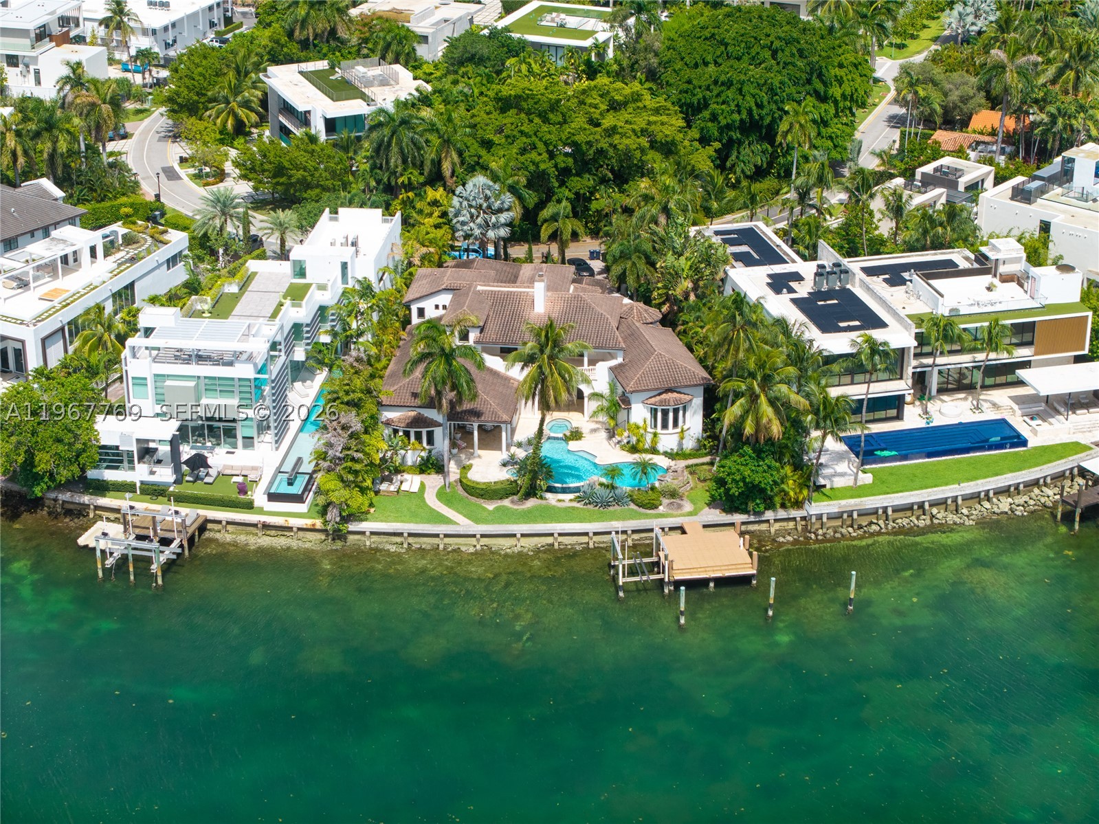 432 S Hibiscus Dr, Miami Beach FL 33139