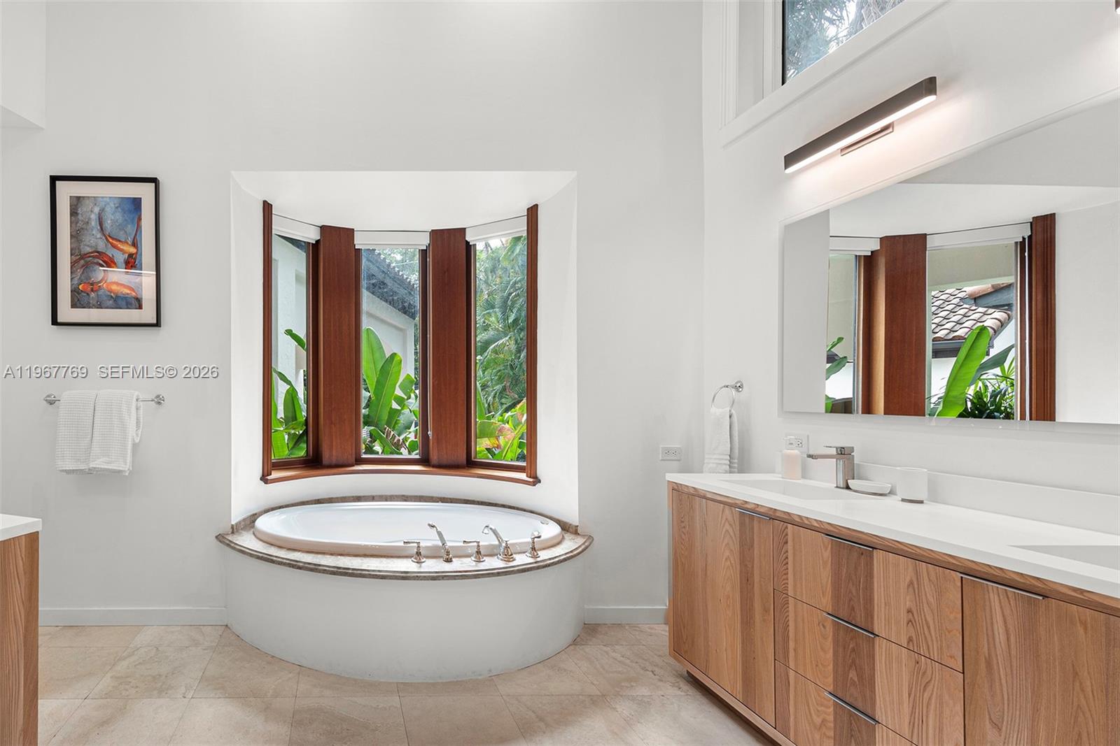432 S Hibiscus Dr, Miami Beach FL 33139