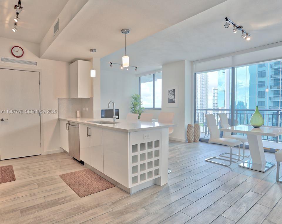 999 SW 1st Ave #2415, Miami FL 33130