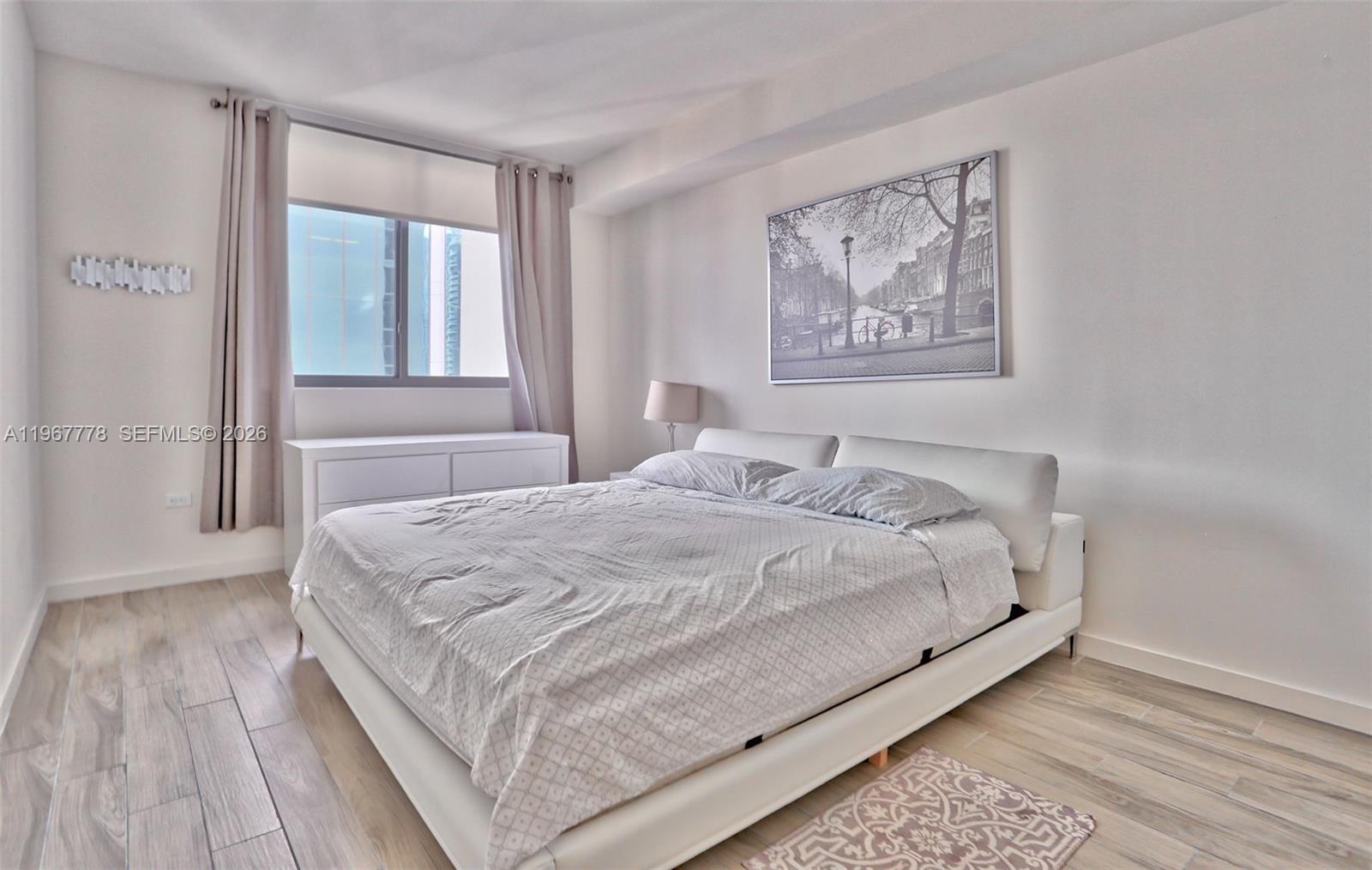 999 SW 1st Ave #2415, Miami FL 33130