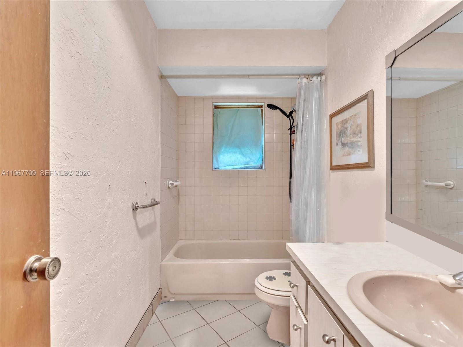 5310 SW 109th Ave, Davie FL 33328